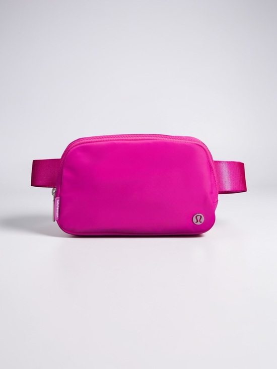 lululemon athletica Handbags - Lululemon Everywhere Belt Bag Crossbody Bag Sonic Pink Casual Athletic NWT